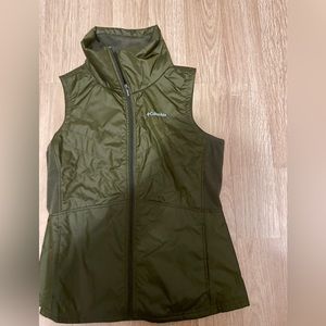Columbia Vest